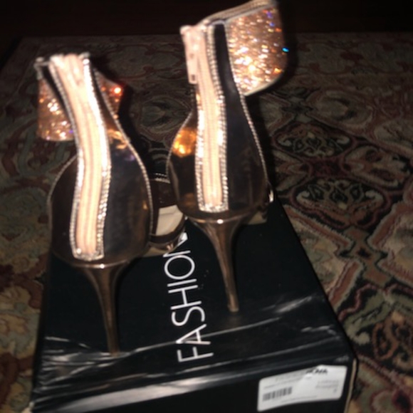 Rose Gold Heels - Picture 4 of 4